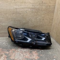 2012-2015 Volkswagen Passat Right Headlight