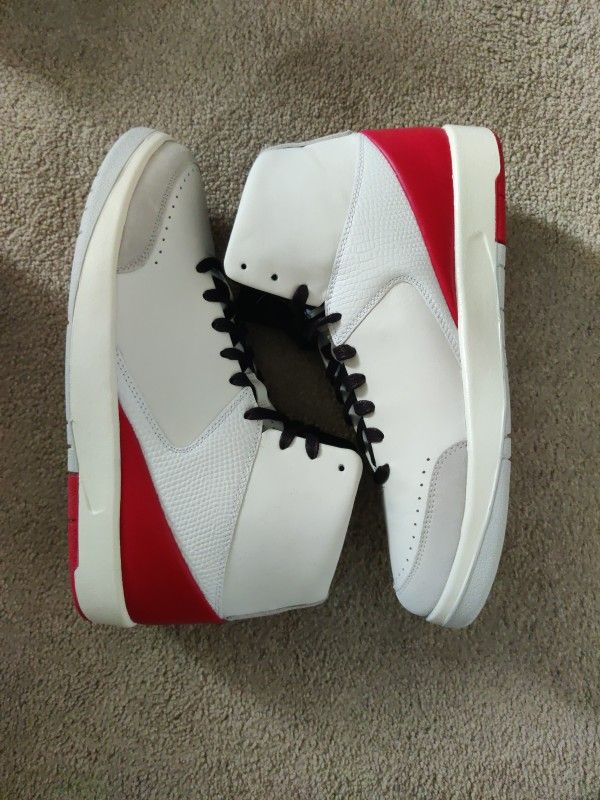 Wmns Air Jordan Retro 2 Size 12wmns/10.5 Men