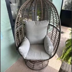 Egg Chair 