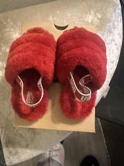 Girls Red Ugg Sandels