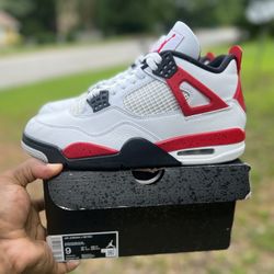 Jordan 4 Retro 