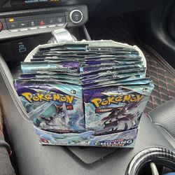 Pokemon Sword And Shield Chilling Reign Booster Pack