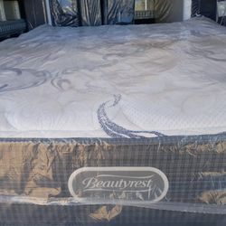 Brand New Queen Size Plush Beautyrest Mattress And Box Spring Free Delivery 