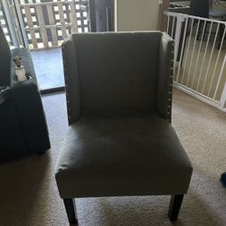 Free Living Room Chair 