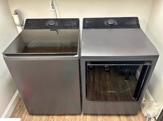 LG Washer & Dryer Set