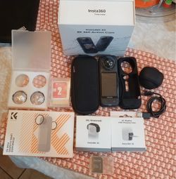 Insta360 X5 8K 360 Action Camera Bundle