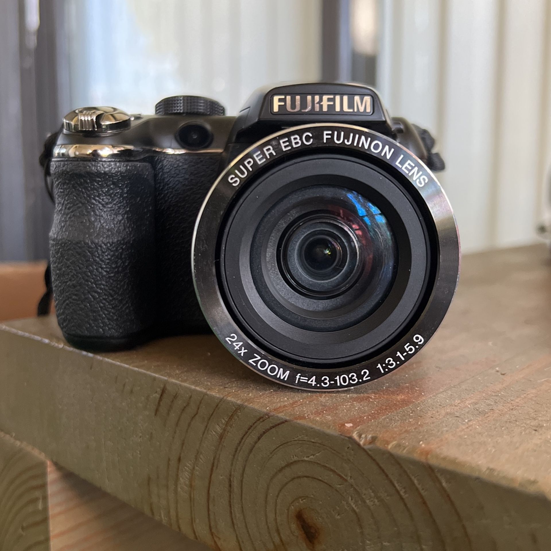 fujifilm finepix s 24x zoom