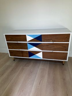 Large Dresser Vintage Mid Century Modern
