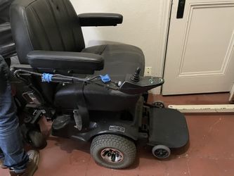 Electric Wheelchair 