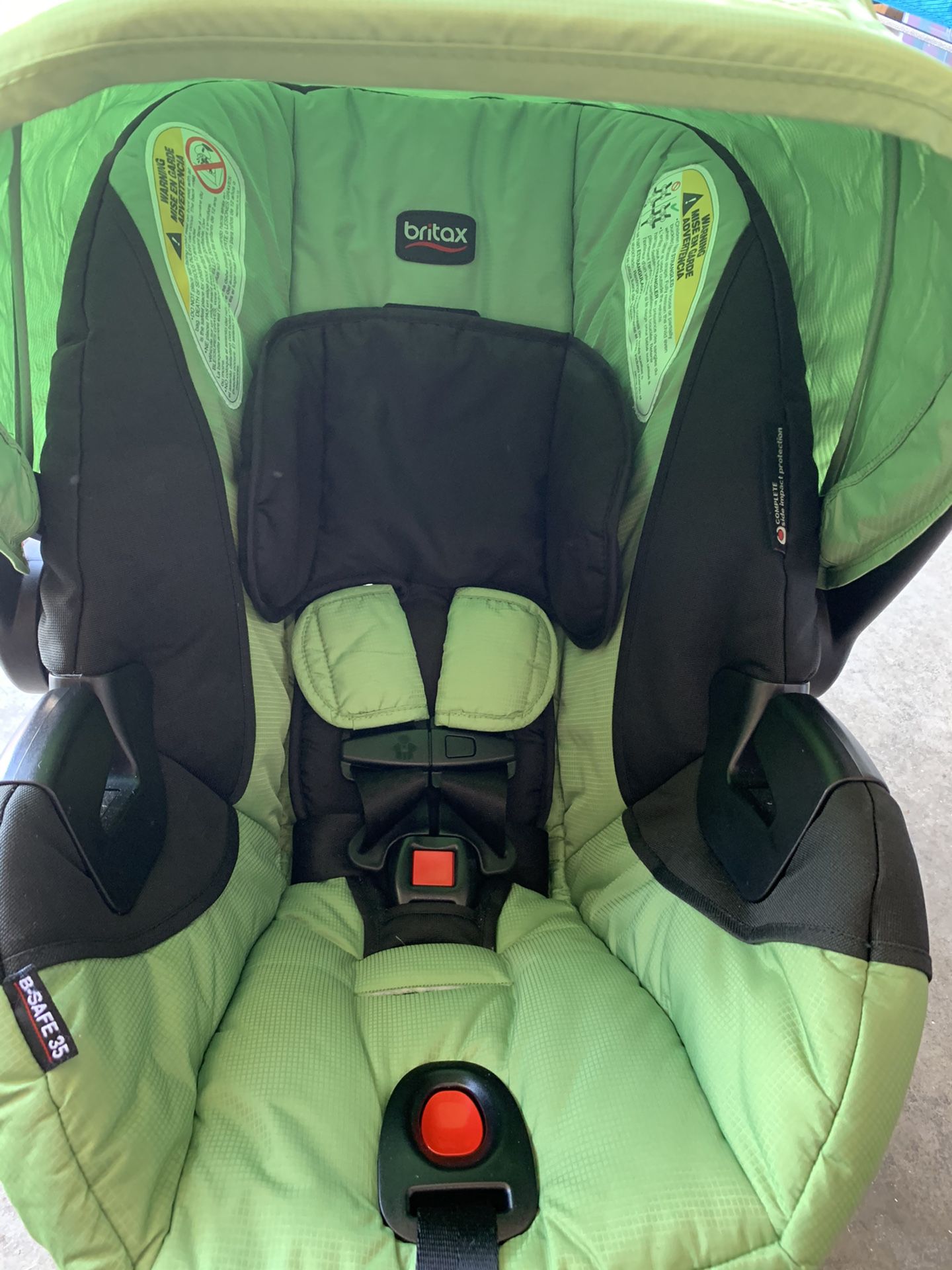Britax B Safe 35 infant car seat