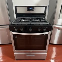 Whirlpool 5-burner gas stove in perfect working condition. Delivery and installation available with a 3-month warranty.