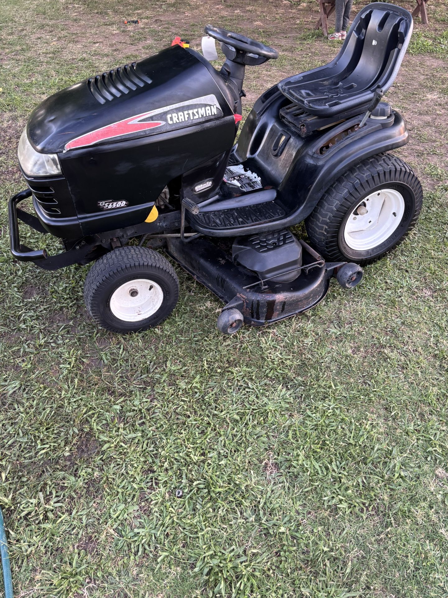 Husqvarna Craftsman 54” Cut GS6500 Garden Tractor 