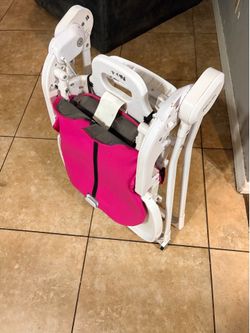 Nook folding high chair