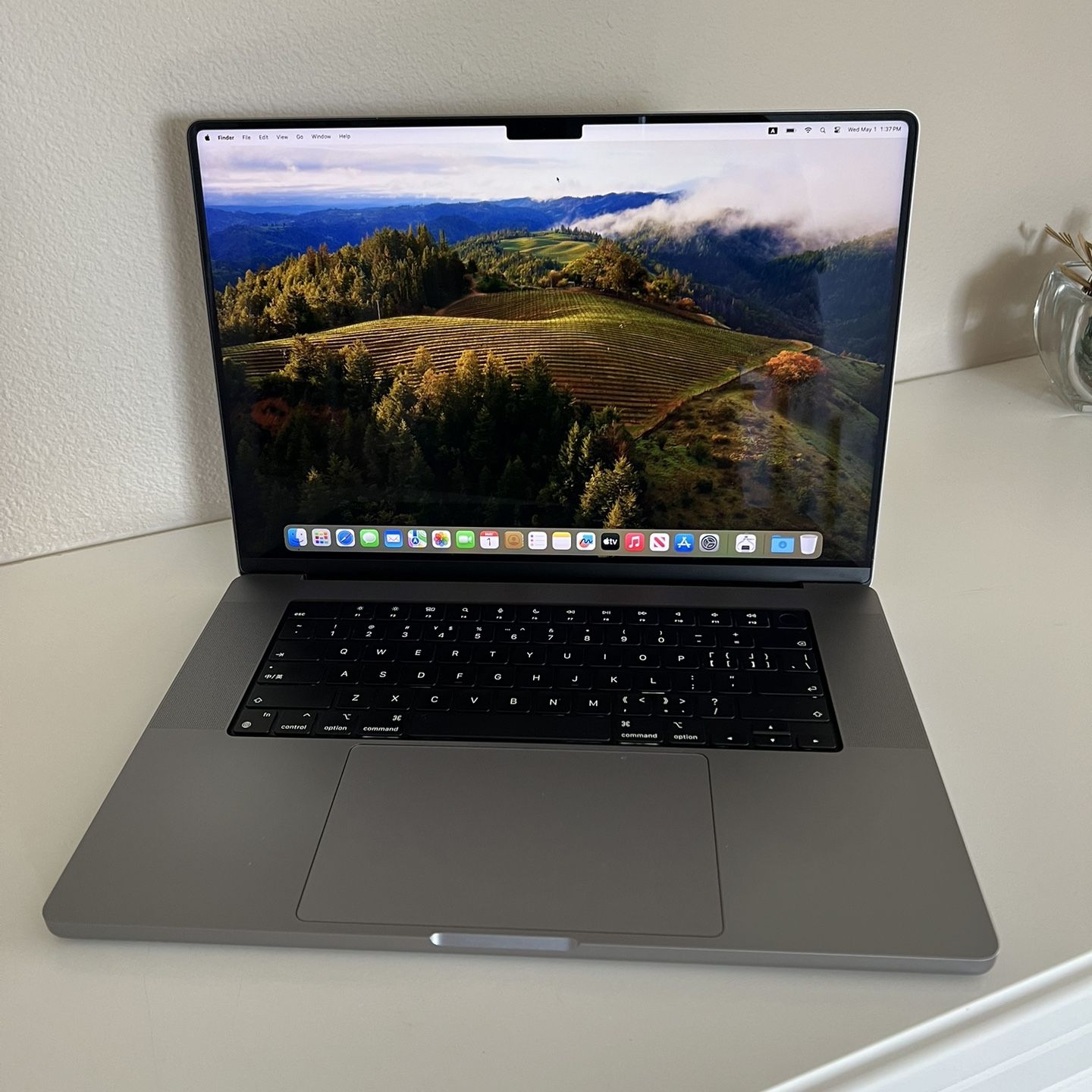 MacBook Pro 16” with M1 Max Chip (32GB RAM, 1TB SSD ) Space Gray
