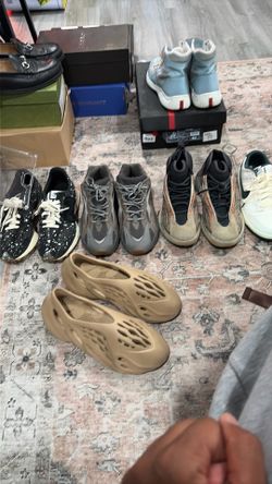 Yeezy foams $30