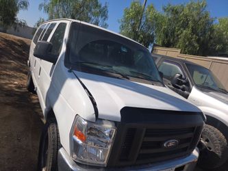 2014 ford  E 250 van