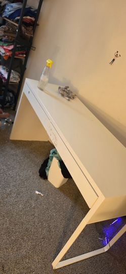 IKEA table