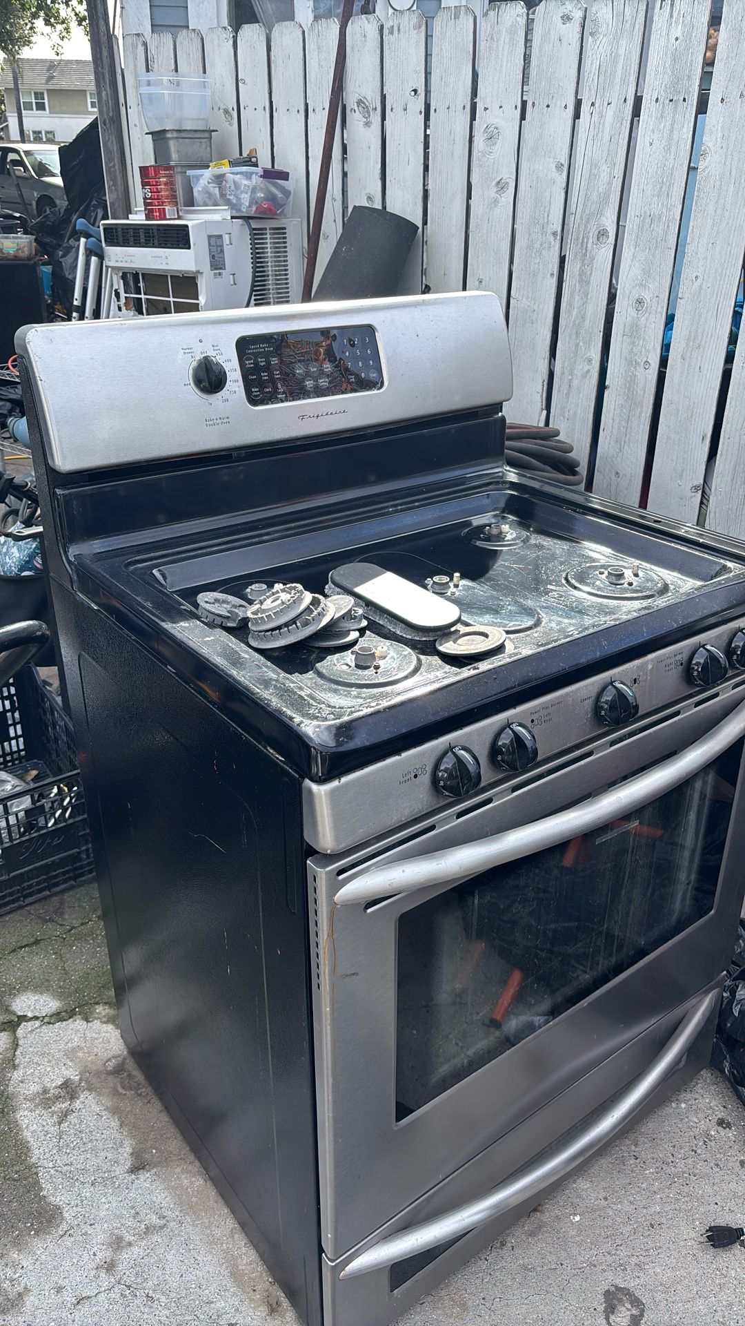 Frigidaire Oven