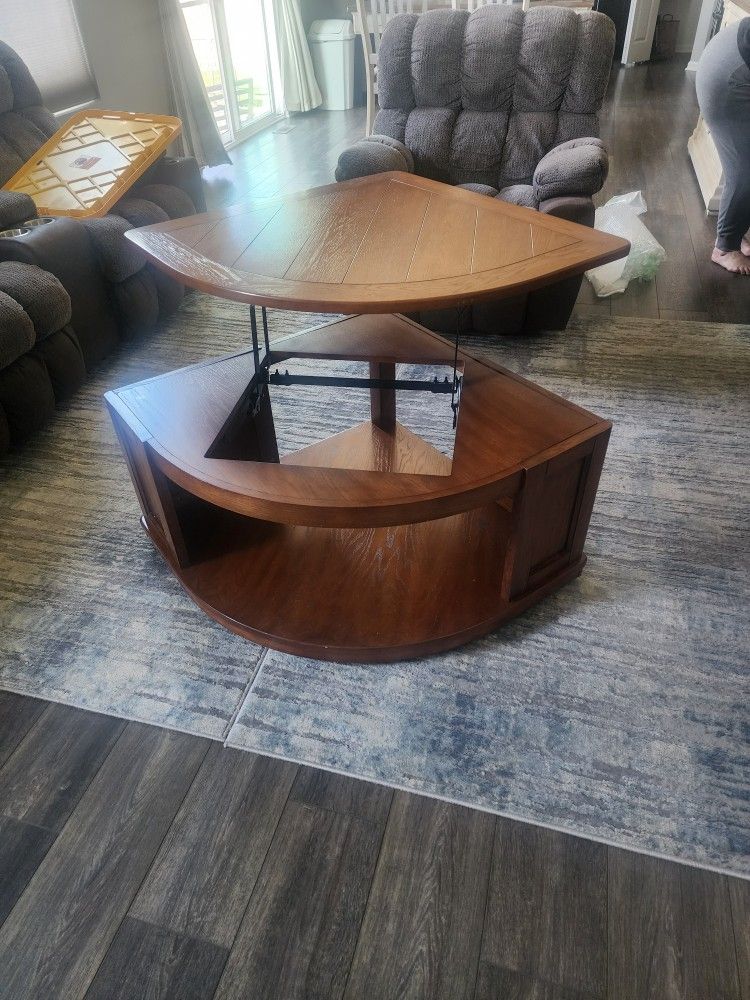 Coffee Table, Media Table, End Tables. 