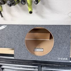 Ground shaker 12” Chevy/GMC EXT-CAB Truck Box 1(contact info removed)