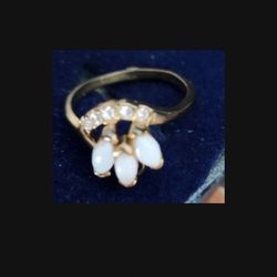 Vintage Opal ring