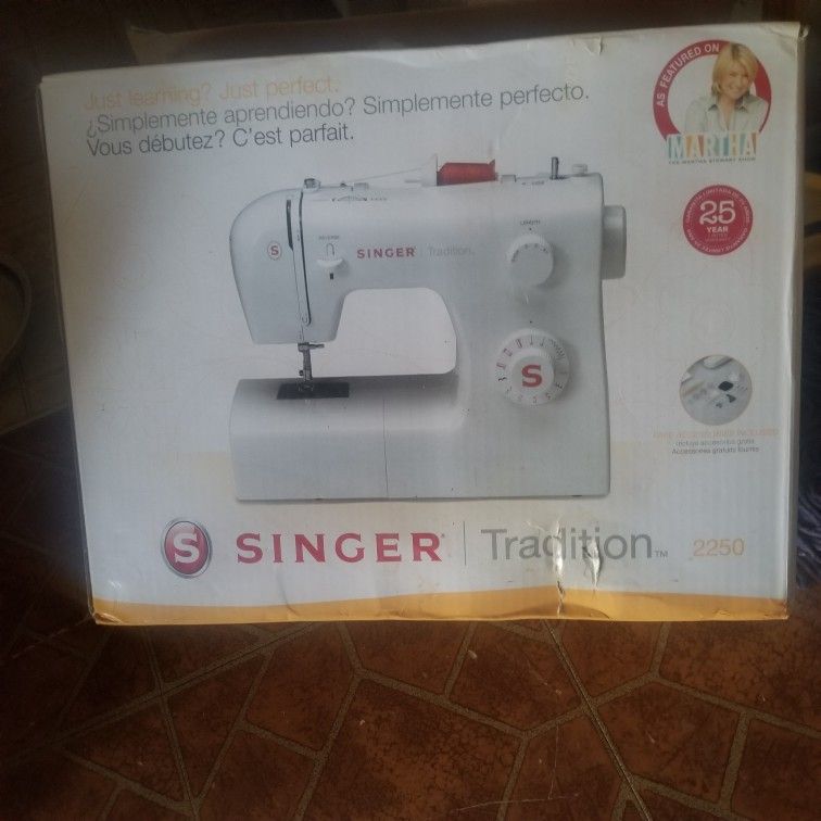 Singer Tradition 2250