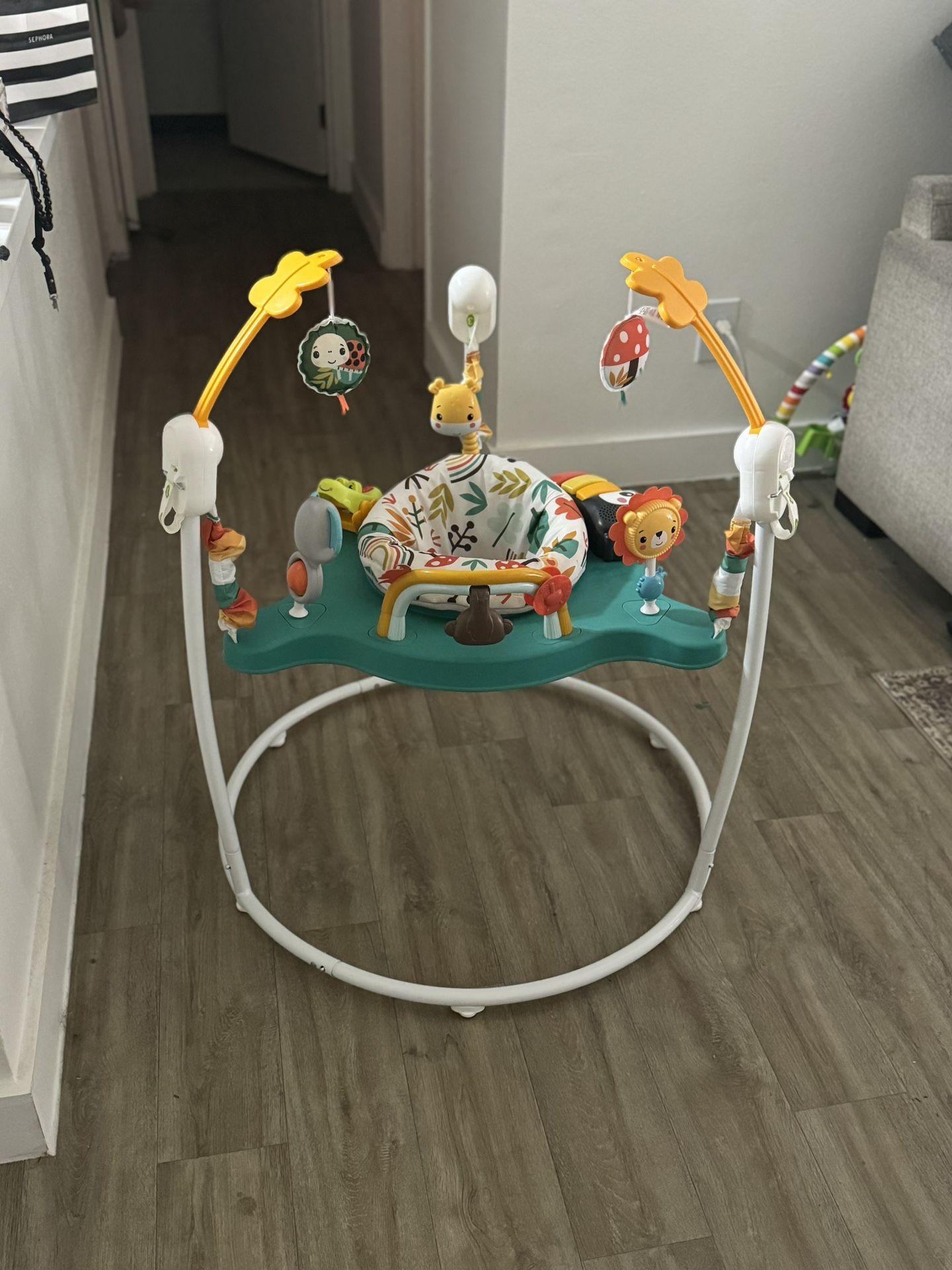 Fisher-Price Baby Bouncer Whimsical Forest Jumperoo Activity Center with Music and Lights, Unisex
