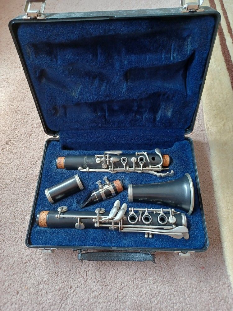 Selmer. 1400 Clarinet