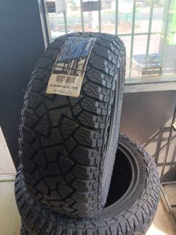 New Set of tires 275 55 20 GLADIATOR AT