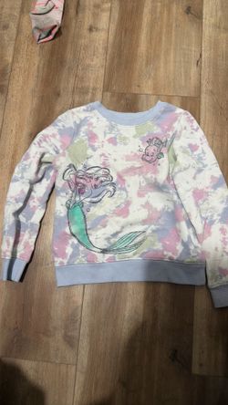 Sweater size 6 $2.00