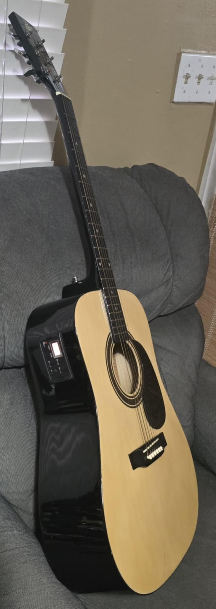 GUITARRA ELECTROACOUSTICA $79