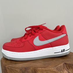 Nike Air Force 1 Low GS University Red/Grey Size 5.5Y DJ4617-600