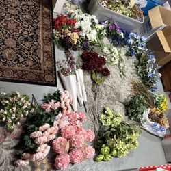 Huge Lot Of Artificial Flowers -250 Stems
