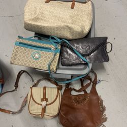 Vintage Lot Of 5 Woman’s Bags Guess, Aldo More