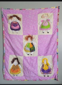 Hand Made Kids Quilt 35X45 $ 10