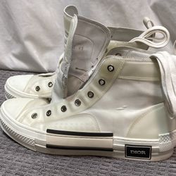 Used in Very Good Condition, CHRISTIAN DIOR MEN’S B23 HIGH TOP SNEAKERS, RARE White/White, Made In ITALY, Size: 41