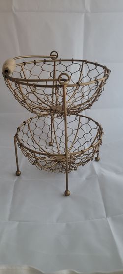 **Title:** Vintage-Style 2-Tier Wire Fruit Basket / Countertop Organizer