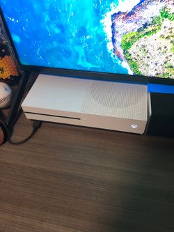 Xbox One S with Astro A40 Gaming Headset