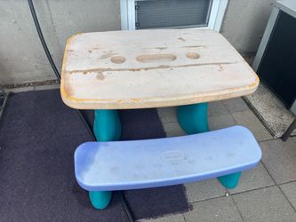 Little Tikes Picnic Table