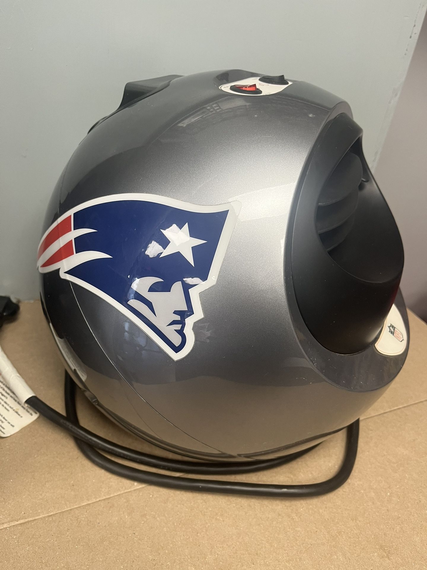Special! New England Patriots Infrared 600+1200 Watts Helmet Heater