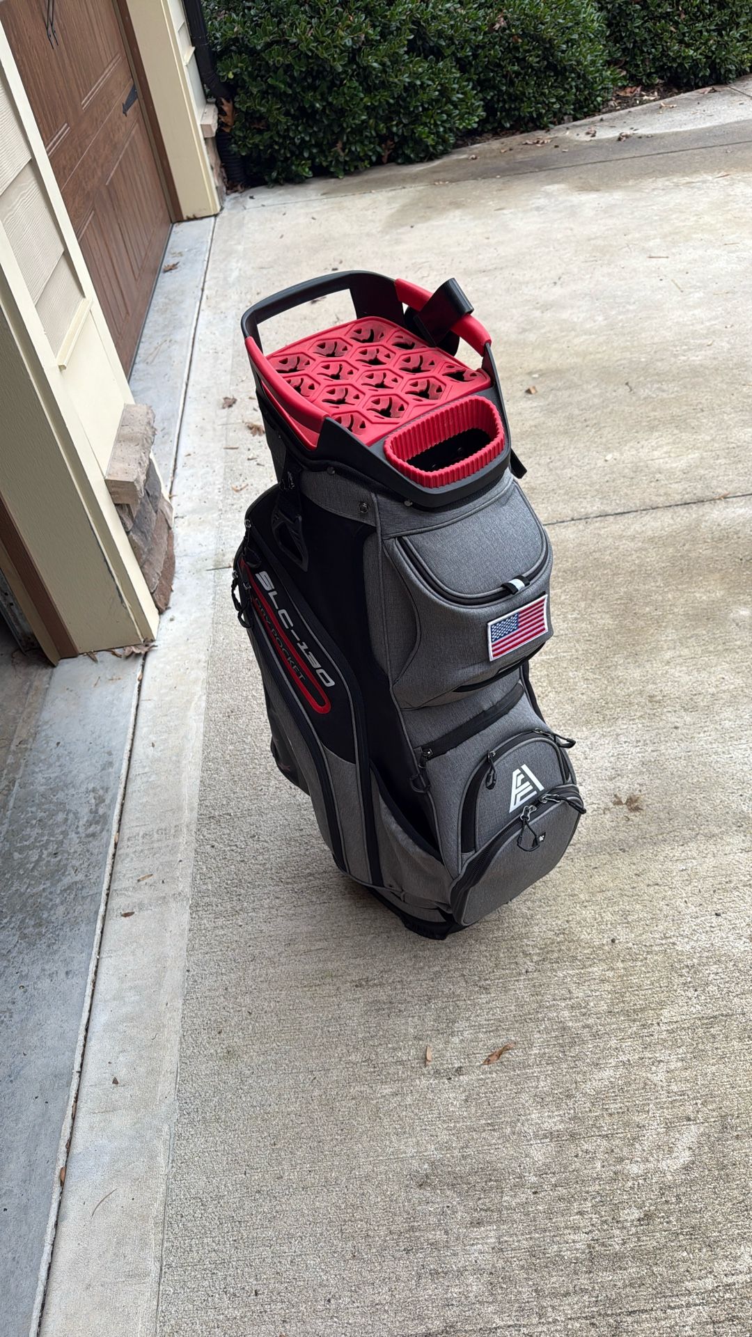 Ask Echo Golf Bag.
