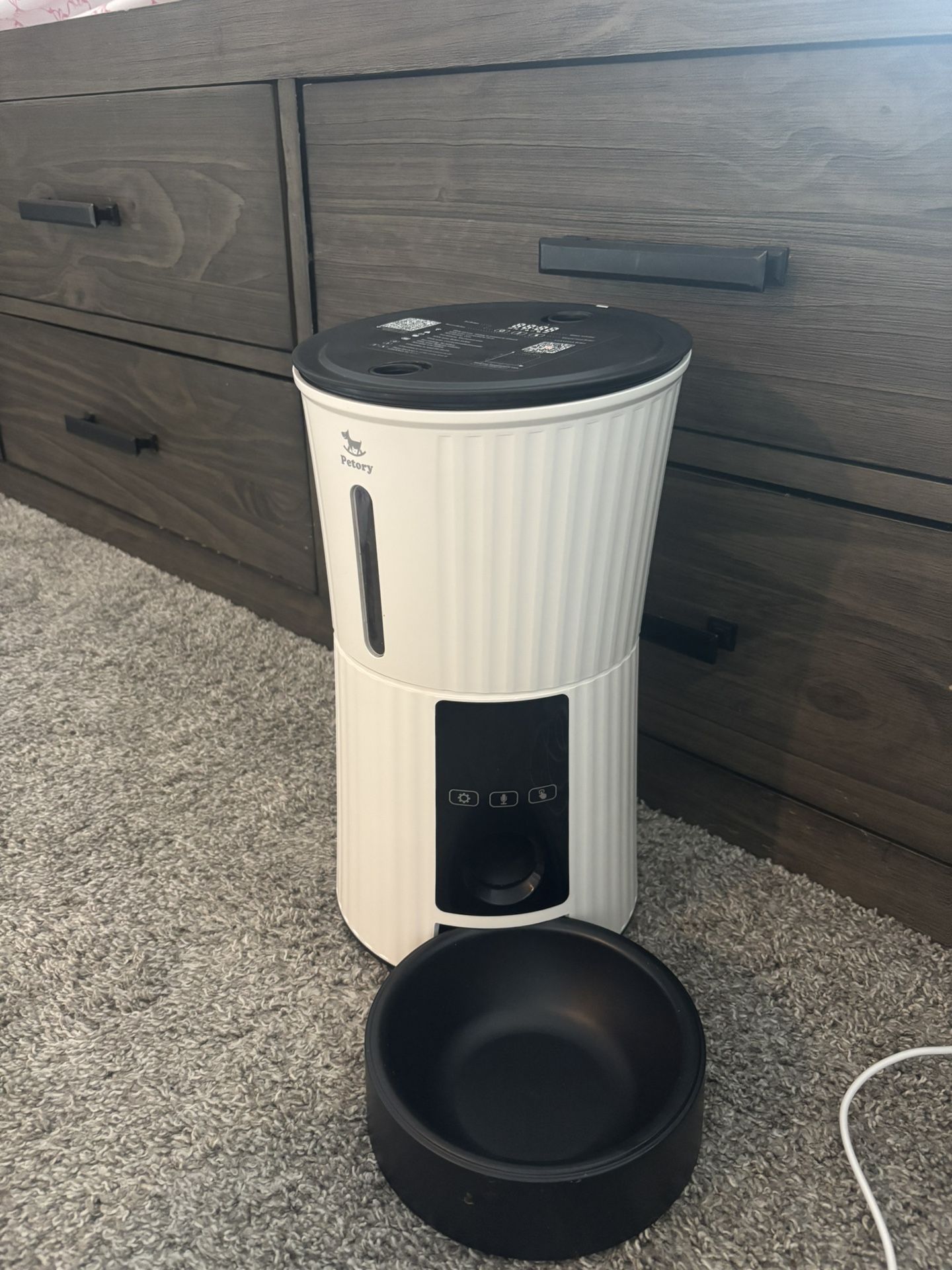 Petory automatic feeder