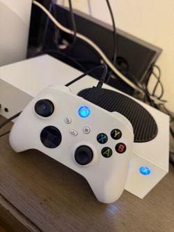 Xbox Series S Console with Controller (512 GB)