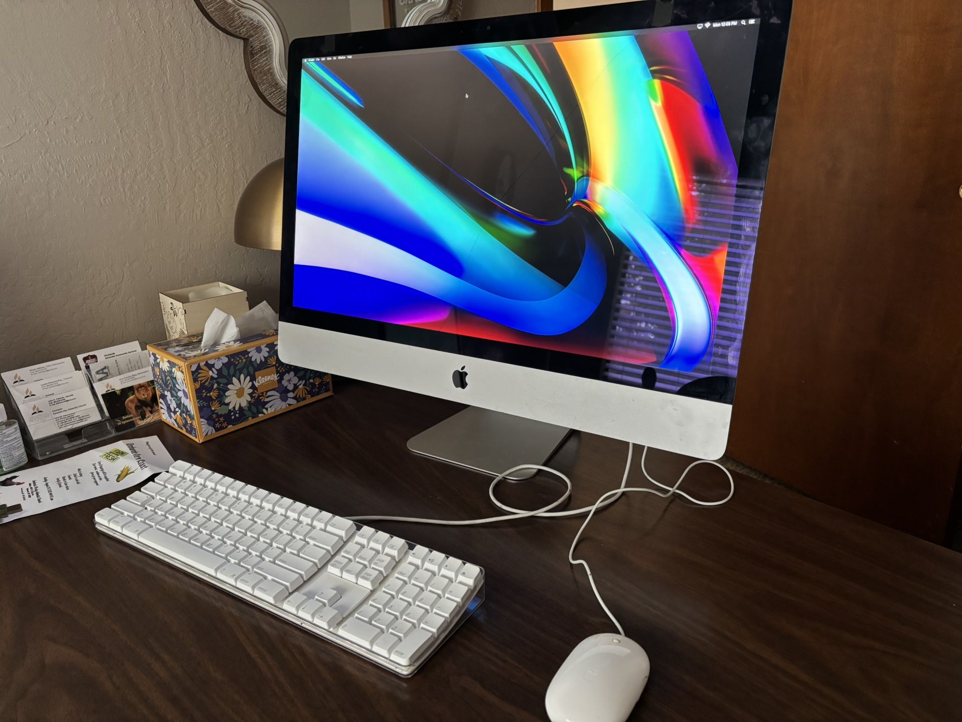 iMac 27” (2013) – i5, 20GB RAM, 256GB SSD + Keyboard & Mouse