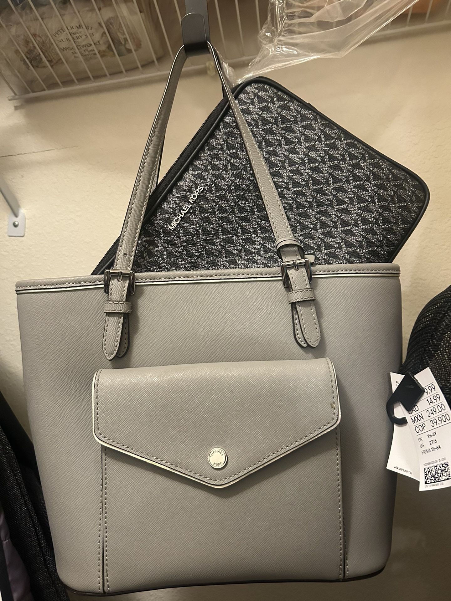 michael kors purse and bag