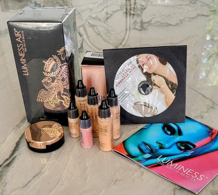 Luminescent Air Complete Air Brush Make Up 