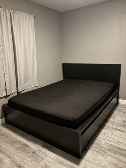 Queen Size Bed Frame with 2 storage drawers