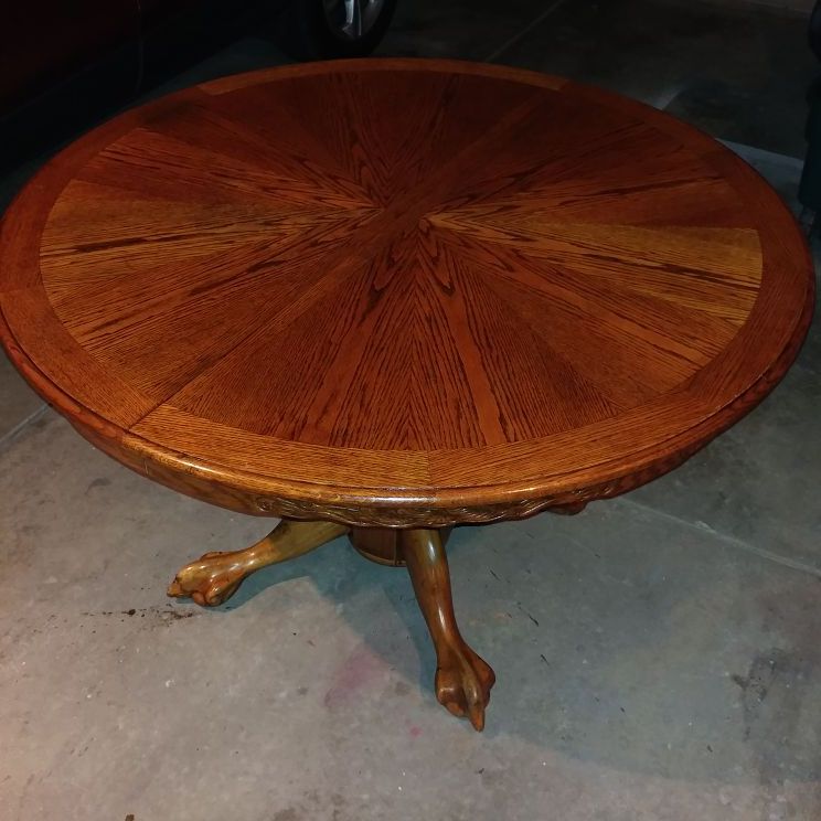 Round Oak pedestal table