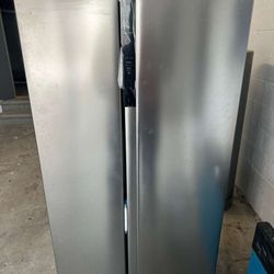 Combo Refrigeratior And Dishwasher 