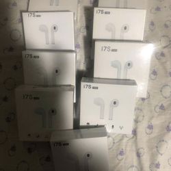 9. I7S  TWS Earbuds.